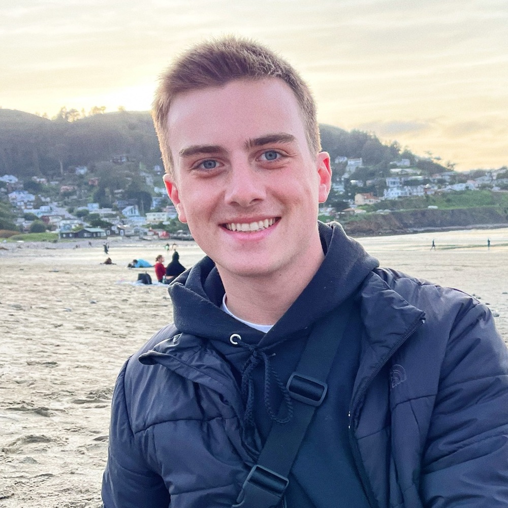Meet your Posher, Zach